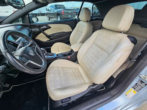 Used 2017 Buick Cascada Premium image 15