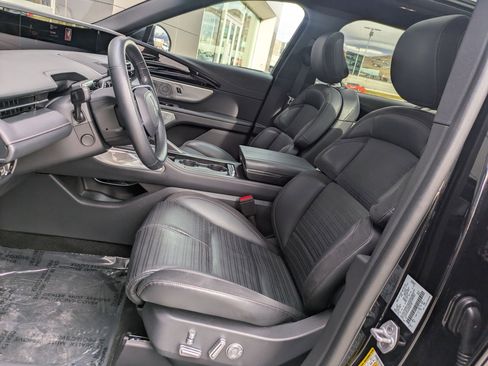 Used 2024 Lincoln Nautilus Reserve w/ Equipment Group 203A image 22