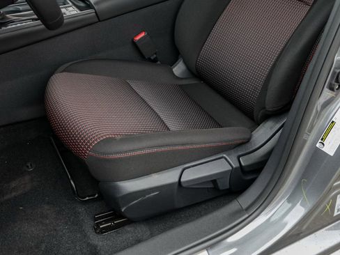 New 2026 Nissan Sentra SR w/ Floor Mat Package image 17