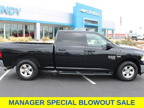 Used 2021 RAM 1500 Classic SLT AWD/4WD image 9