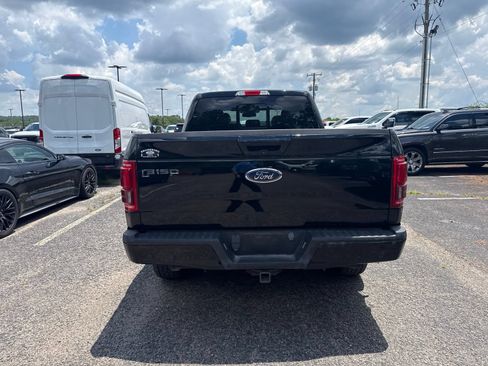 Used 2017 Ford F150 Lariat w/ Equipment Group 502A Luxury AWD/4WD image 6
