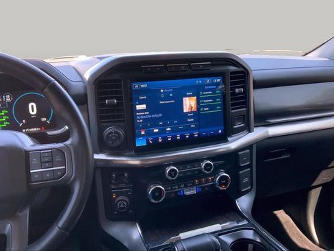 Used 2023 Ford F150 Lariat w/ Trailer Tow Package AWD/4WD image 7