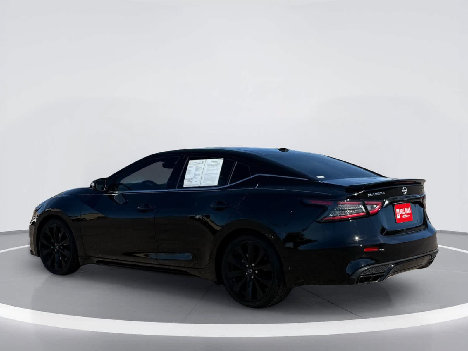 Used 2023 Nissan Maxima SR w/ Sport Mat Group FWD image 6