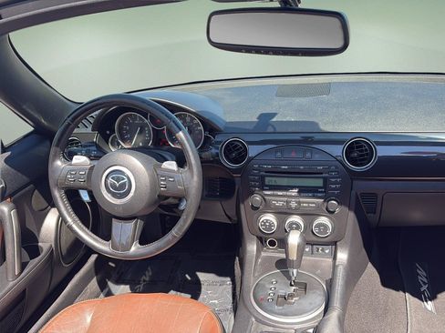 Used 2013 MAZDA MX-5 Miata Grand Touring w/ Premium Pkg RWD image 13