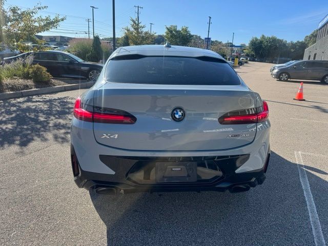 Used 2022 BMW X4 xDrive30i w/ M Sport Package AWD/4WD image 8