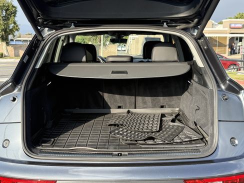 Used 2020 Audi Q5 e Premium Plus w/ Premium Plus Package image 10