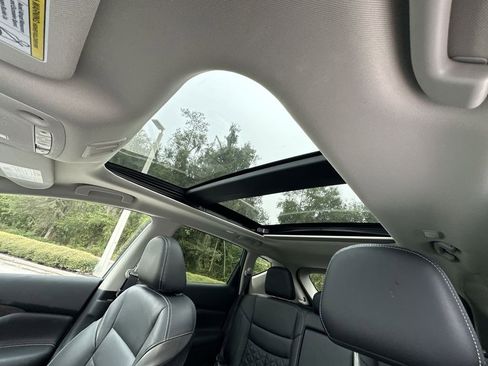 Used 2023 Nissan Murano Platinum w/ Cargo Package image 26