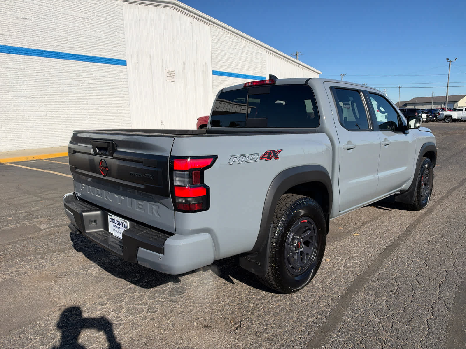 Used 2025 Nissan Frontier PRO-4X w/ Interior Protection Package AWD/4WD image 5