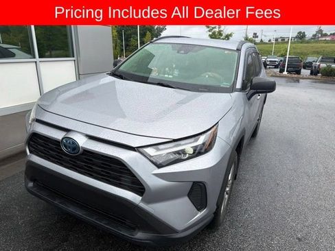 Used 2023 Toyota RAV4 LE AWD/4WD image 1