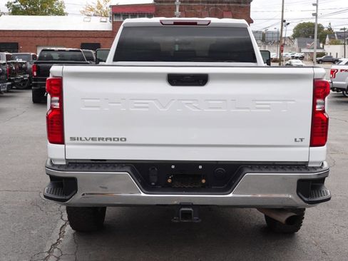 Used 2023 Chevrolet Silverado 2500 LT w/ Snow Plow Prep/Camper Package image 8