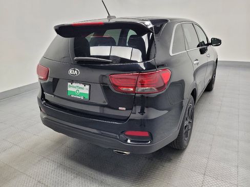 Used 2019 Kia Sorento L FWD image 7
