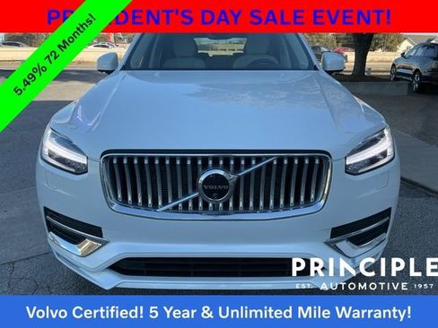 Certified 2024 Volvo XC90 B5 Plus image 3