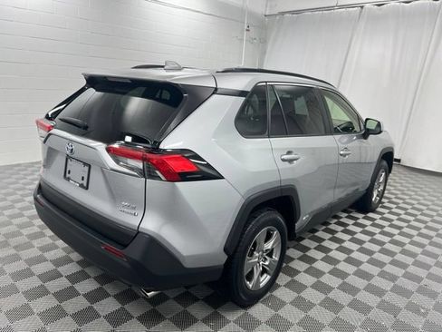 Used 2023 Toyota RAV4 XLE w/ Convenience Package AWD/4WD image 5