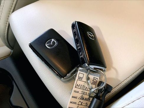 Used 2021 MAZDA CX-5 Grand Touring FWD image 14