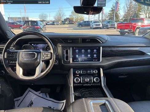 Used 2021 GMC Yukon Denali w/ Denali Ultimate Package AWD/4WD image 14