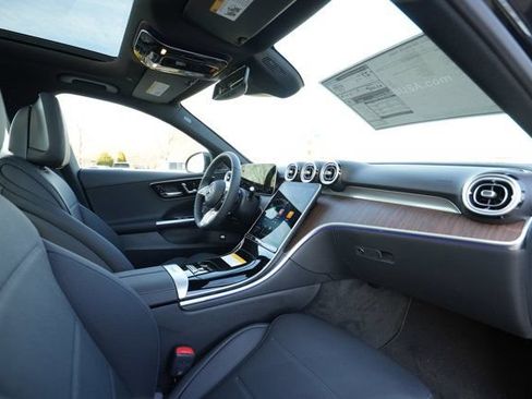 Used 2026 Mercedes-Benz C 300 4MATIC Sedan image 38