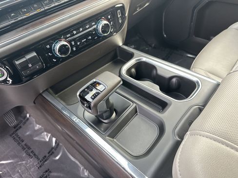 Used 2023 GMC Sierra 1500 SLT w/ SLT Premium Plus Package image 26