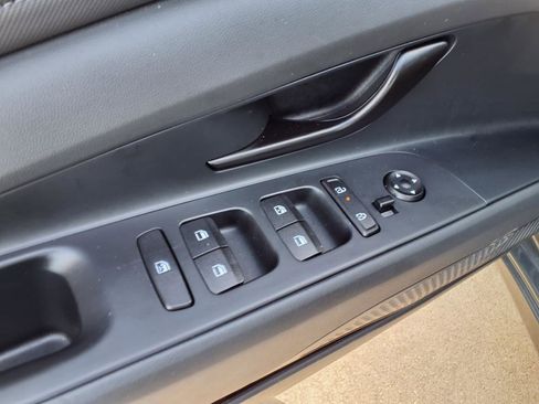 Used 2025 Hyundai Elantra Sport w/ Cargo Package image 25