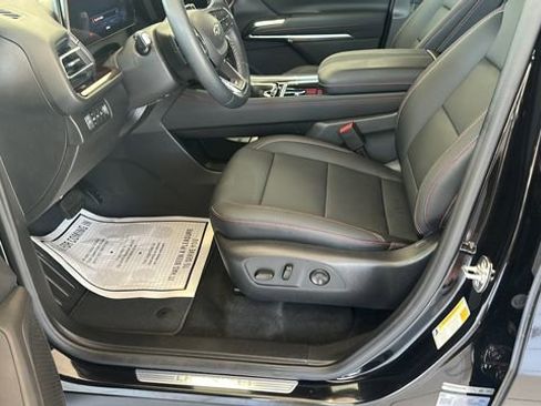 Used 2026 Chevrolet Traverse Z71 AWD/4WD image 9