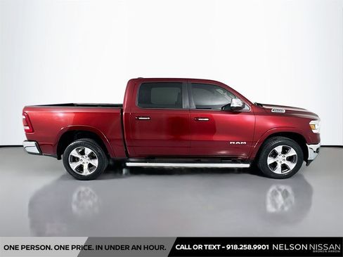 Used 2019 RAM 1500 Laramie AWD/4WD image 4