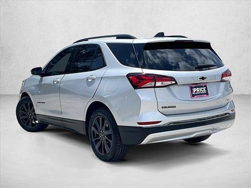 Used 2022 Chevrolet Equinox RS FWD image 13