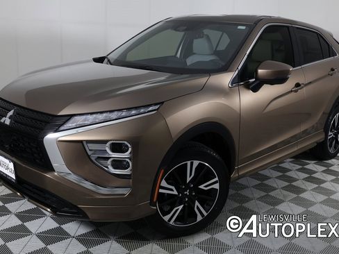 Used 2023 Mitsubishi Eclipse Cross SEL image 1