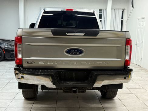 Used 2019 Ford F250 Lariat w/ Lariat Value Package image 8