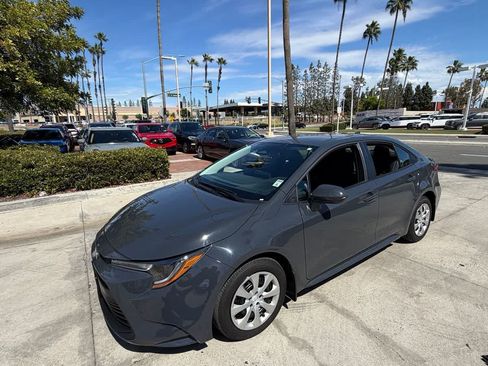 Used 2026 Toyota Corolla LE FWD image 7