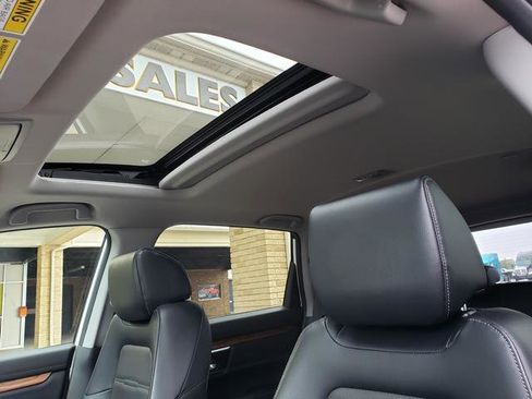 Used 2019 Honda CR-V Touring image 12