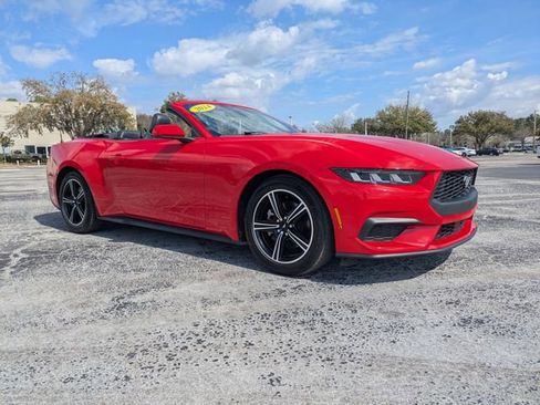 Used 2024 Ford Mustang Premium image 2