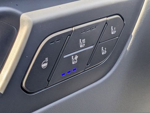 Certified 2026 Kia EV9 Wind image 30