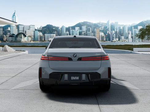 New 2027 BMW i7 xDrive50 AWD/4WD image 5