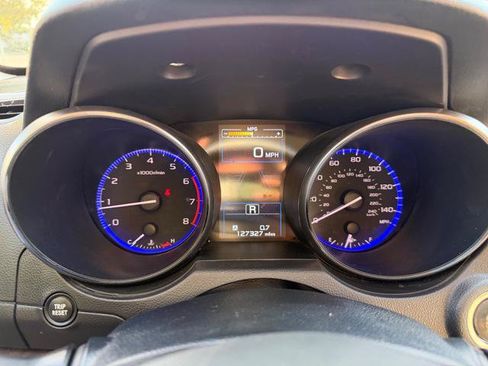 Used 2017 Subaru Outback 2.5i Limited AWD/4WD image 16
