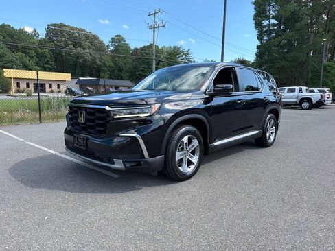 Certified 2025 Honda Pilot EX-L image 2