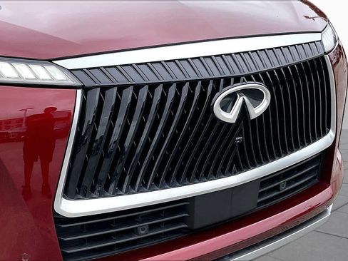 Used 2025 INFINITI QX80 Luxe AWD/4WD image 25