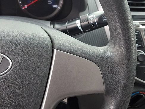 Used 2017 Hyundai Accent SE FWD image 22