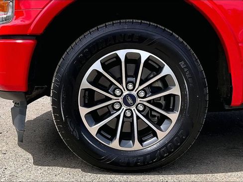 Used 2018 Ford F150 XLT w/ Equipment Group 302A Luxury RWD image 12