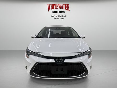 Used 2022 Toyota Corolla XLE FWD image 6