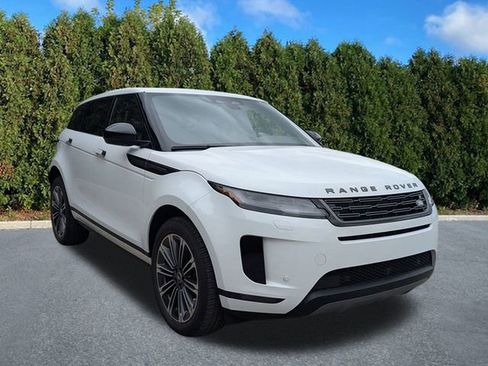 Used 2026 Land Rover Range Rover Evoque S AWD/4WD image 3