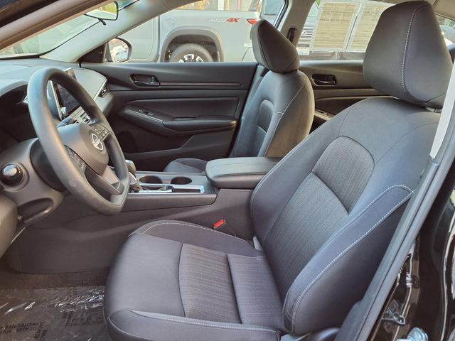 Certified 2025 Nissan Altima 2.5 S FWD image 15