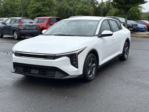 Used 2025 Kia K4 FWD image 5