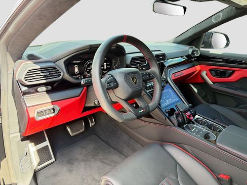 Used 2024 Lamborghini Urus S image 29