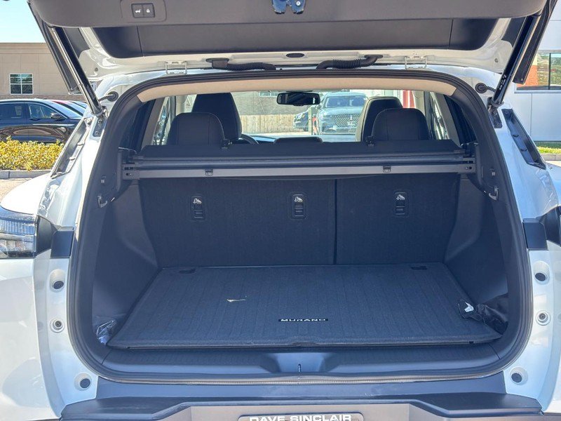 Used 2025 Nissan Murano SL w/ Cargo Package AWD/4WD image 9