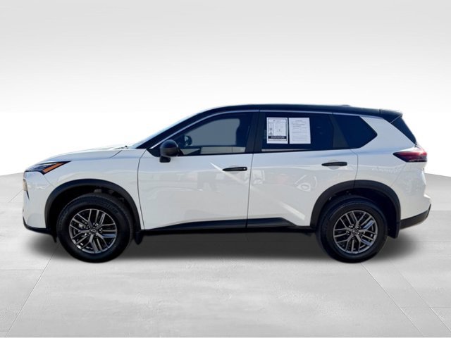 Used 2025 Nissan Rogue S FWD image 4