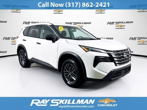 Used 2024 Nissan Rogue S FWD image 1