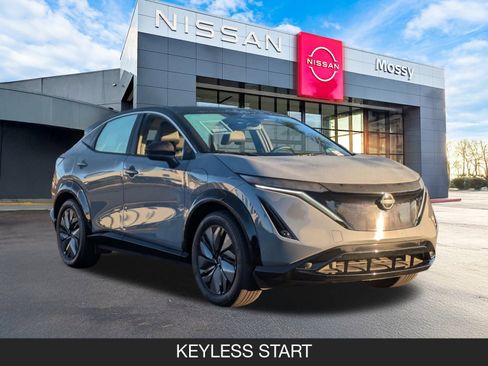 Used 2024 Nissan Ariya FWD image 2