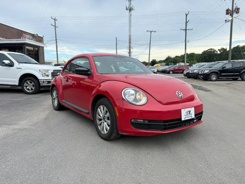 Used 2014 Volkswagen Beetle 2.5 FWD image 7