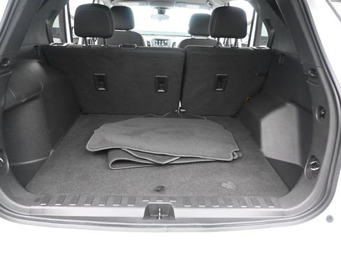 Used 2023 Chevrolet Equinox LS FWD image 19