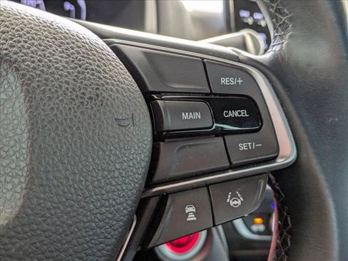 Used 2018 Honda Accord Sport image 6