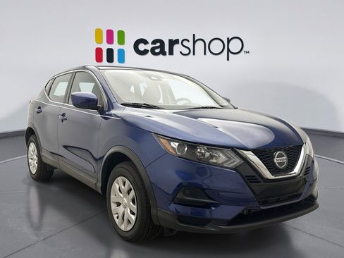 Used 2020 Nissan Rogue Sport S image 7